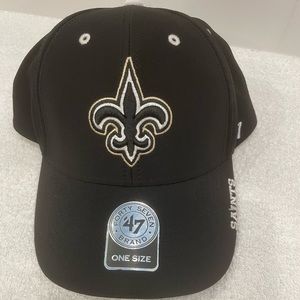 NWT NFL New Orleans Saints hat with velcro back.
